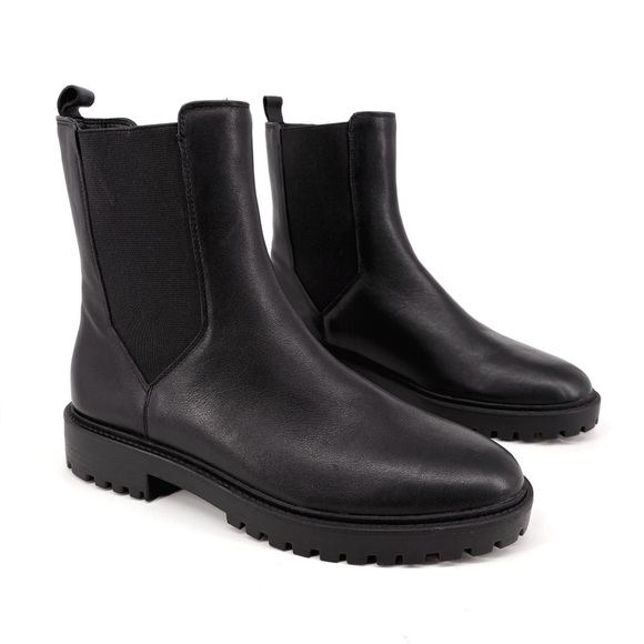 BANANA REPUBLIC | Lugg Sole Leather Chelsea Boots in Black | Sz 8.5 - Picture 3 of 14